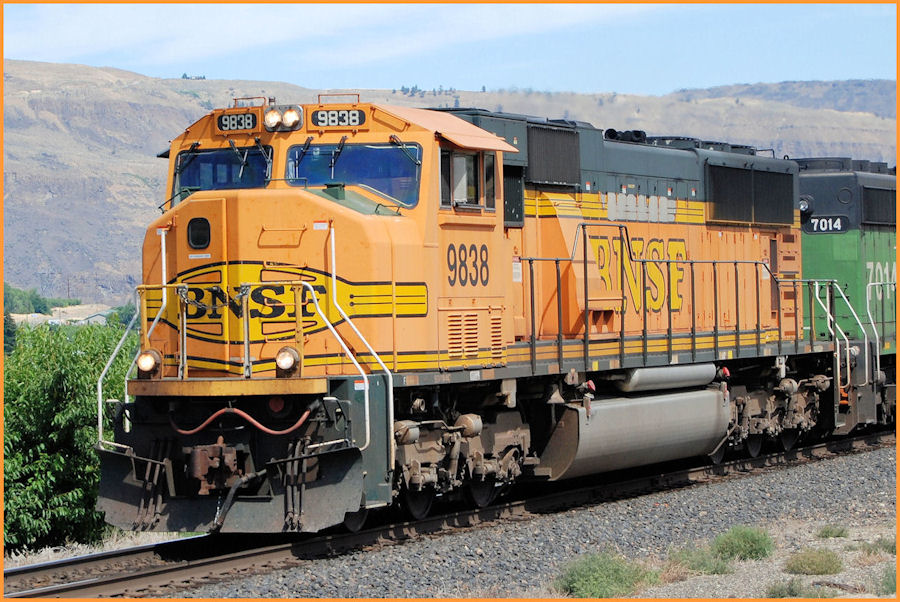 BNSF 9838 1